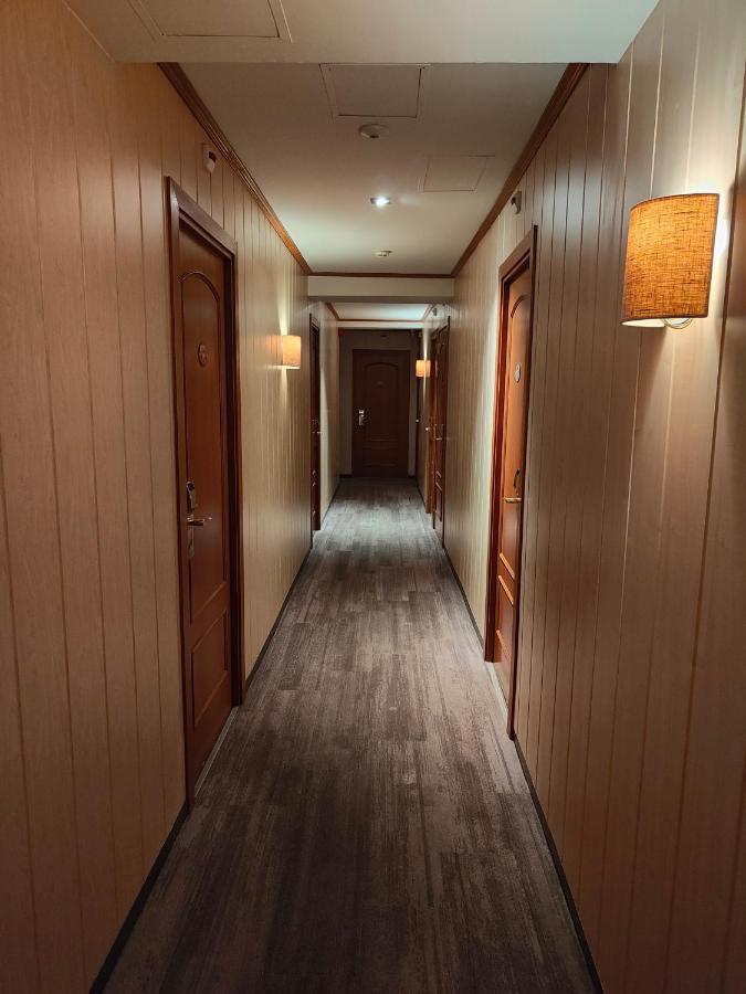 ホテル ラ シウダデラ バルセロナ エクステリア 写真